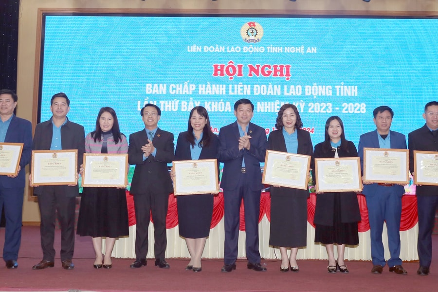 Quán triệt nhiều nội dung quan trọng tại Hội nghị Ban Chấp hành Liên đoàn Lao động tỉnh lần thứ 7