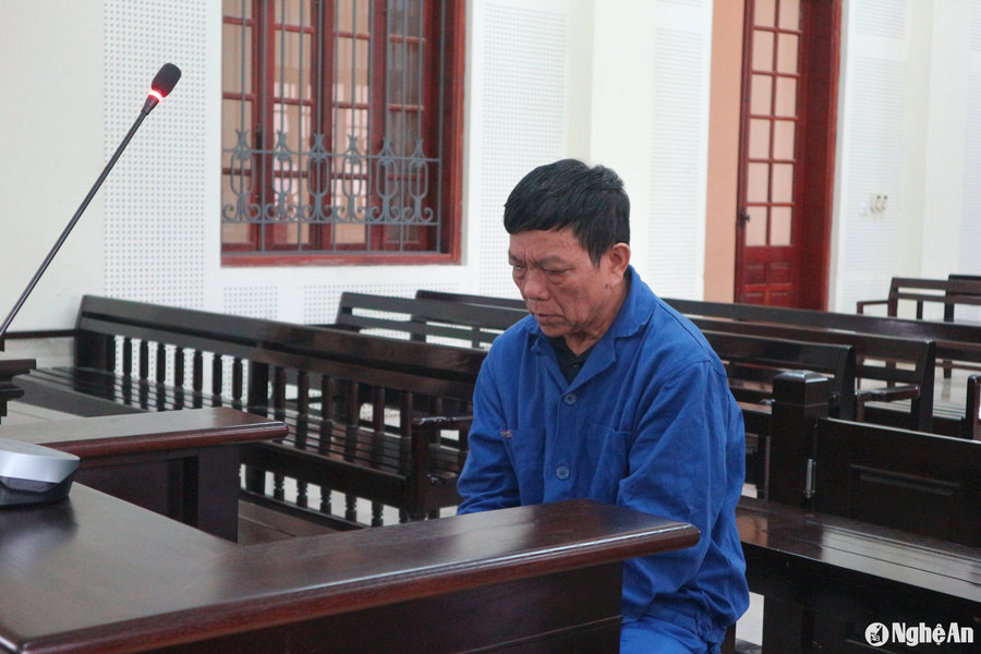 Không đến dự tiệc đầy tháng cháu, người anh bị em trai sát hại