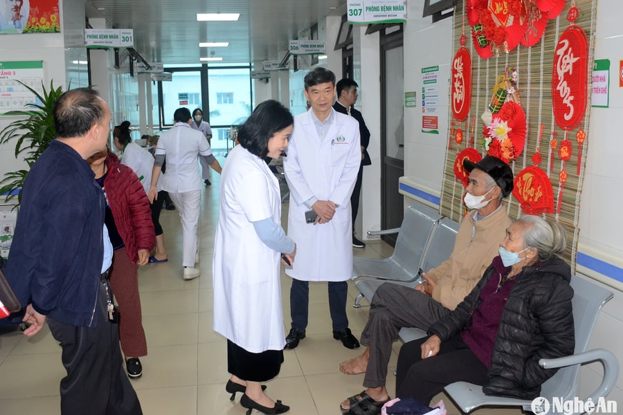 Nhiều quy định mới về chuyển tuyến khám, chữa bệnh bảo hiểm y tế