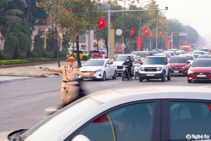 Nghệ An ban hành Công điện về Bảo đảm trật tự, ATGT dịp Tết Nguyên đán Ất Tỵ