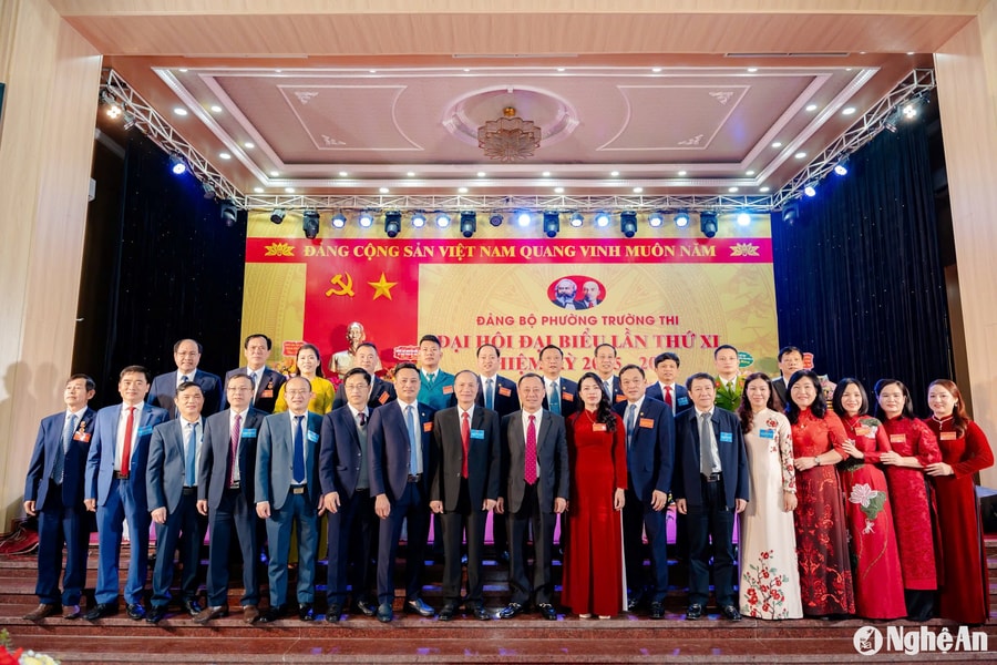 Đồng chí Hoàng Ngọc Cừ tái cử Bí thư Đảng ủy phường Trường Thi nhiệm kỳ 2025-2030