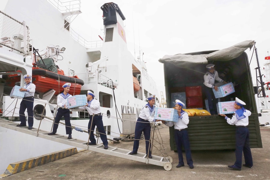 Sẵn sàng cho hải trình tới các đảo tiền tiêu của Tổ quốc