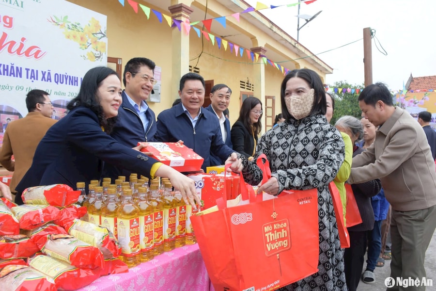 Thị xã Hoàng Mai tổ chức 'Xuân sớm, Tết sẻ chia' cho bệnh nhân phong và người nghèo