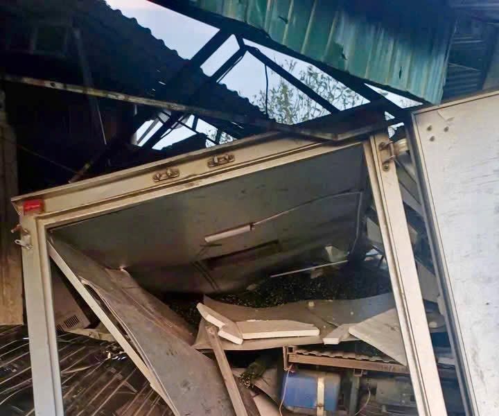 Huyện Kỳ Sơn hỗ trợ các nạn nhân vụ xe tải lao vào quán tạp hóa