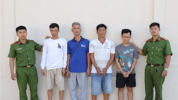 Bắt nhóm cướp 'Hội những người vỡ nợ thích làm liều'