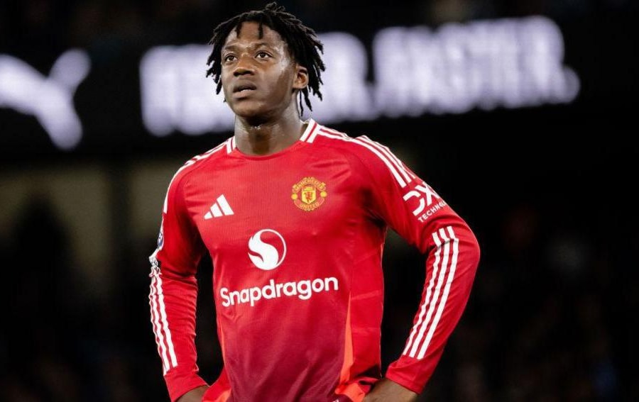 Mainoo đòi lương "khủng", Bayern Munich trải thảm đỏ mời về