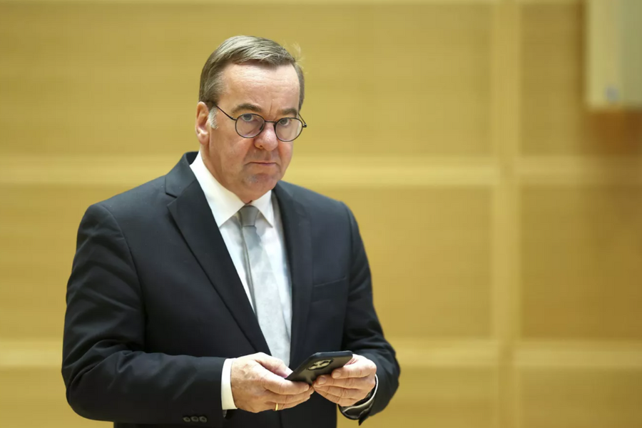 Bộ Quốc phòng Đức nói chi tiêu quân sự 2% GDP là không đủ