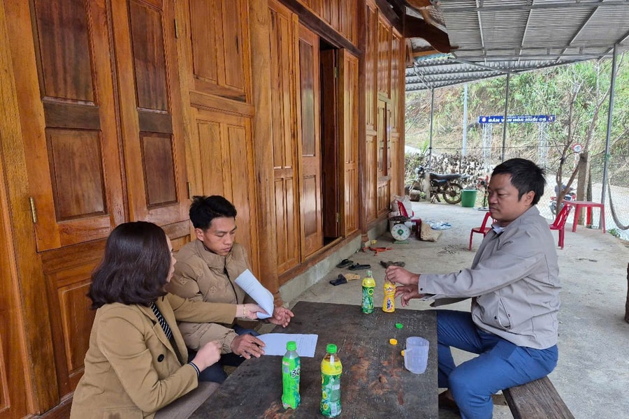 Sau Tết, giáo viên Nghệ An vào bản 'gọi' học sinh đến trường