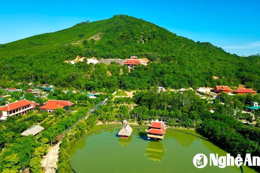 Ngôi chùa đẹp nhất huyện Yên Thành đón hàng ngàn du khách đến du Xuân đầu năm