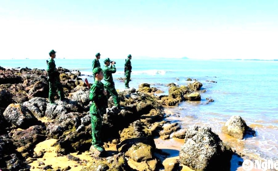 Phòng, chống xuất, nhập cảnh trái phép và vi phạm quy chế biên giới