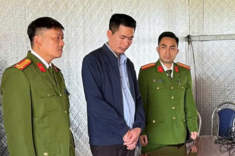 Khởi tố giám đốc doanh nghiệp khai thác 200.000 m³ đất trái phép