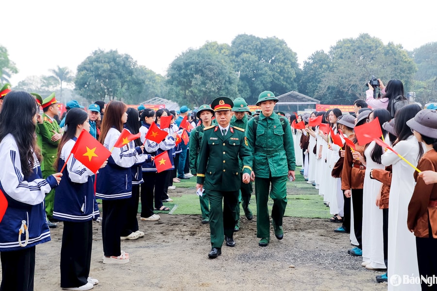 Ngày hội tòng quân trên quê hương Bác Hồ
