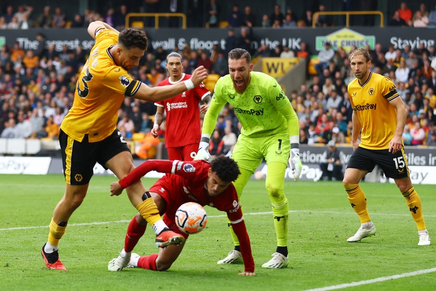 Nhận định, dự đoán Liverpool vs Wolverhampton: Củng cố ngôi đầu