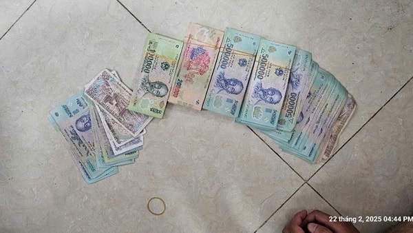 Thông tin mới nhất vụ cầm dao xông vào FPT Shop cướp tiền