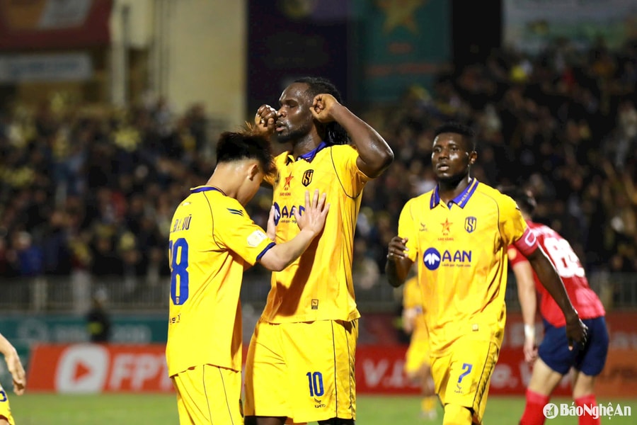 Những hạn chế cần được Sông Lam Nghệ An cải thiện tại V.League 2024/25