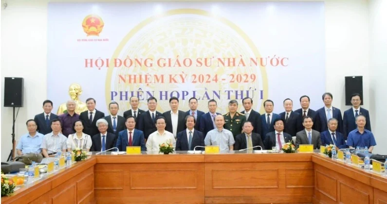 Công bố lịch xét  chức danh giáo sư, phó giáo sư năm 2025