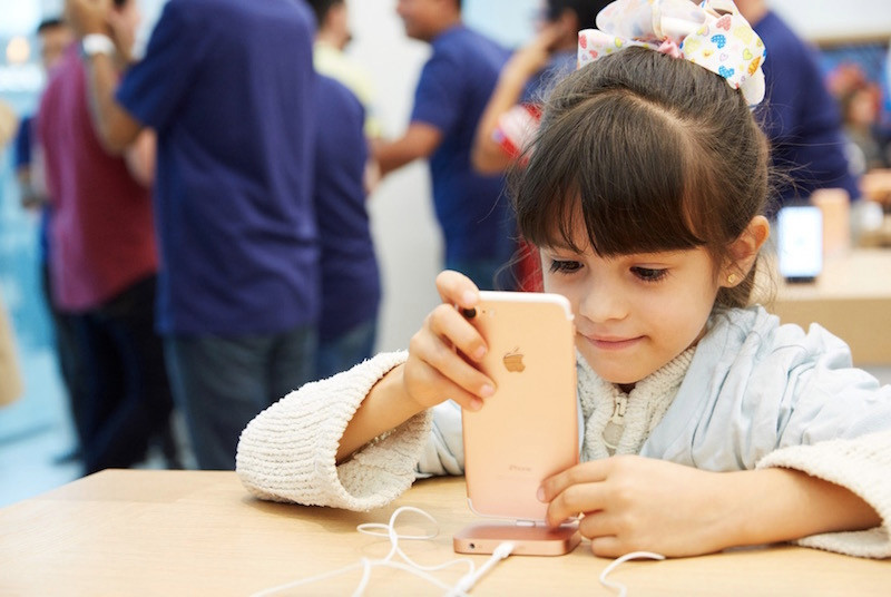 Apple bổ sung nhiều tính năng bảo vệ trẻ em vào iPhone