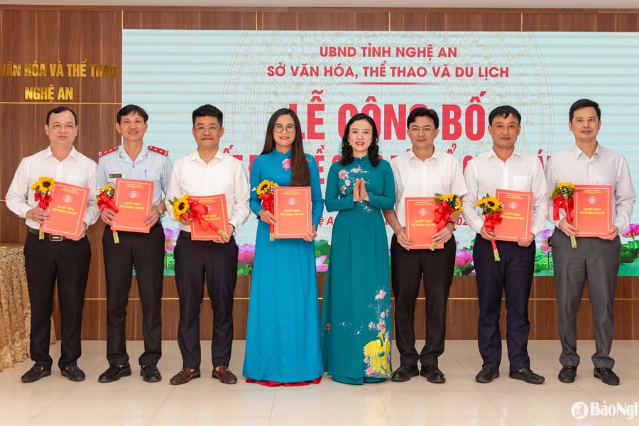 Sở Văn hóa, Thể thao và Du lịch Nghệ An trao quyết định bổ nhiệm lãnh đạo các phòng, đơn vị trực thuộc sau sáp nhập