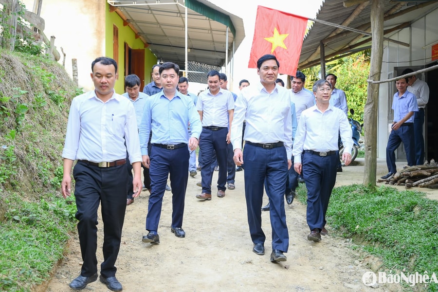 Quyết tâm hơn nữa trong xây dựng nhà ở cho hộ khó khăn tại Nghệ An