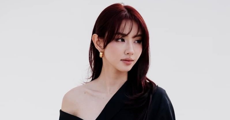 Hoa hậu Thuỳ Tiên cúi đầu xin lỗi, hứa sửa sai bằng hành động