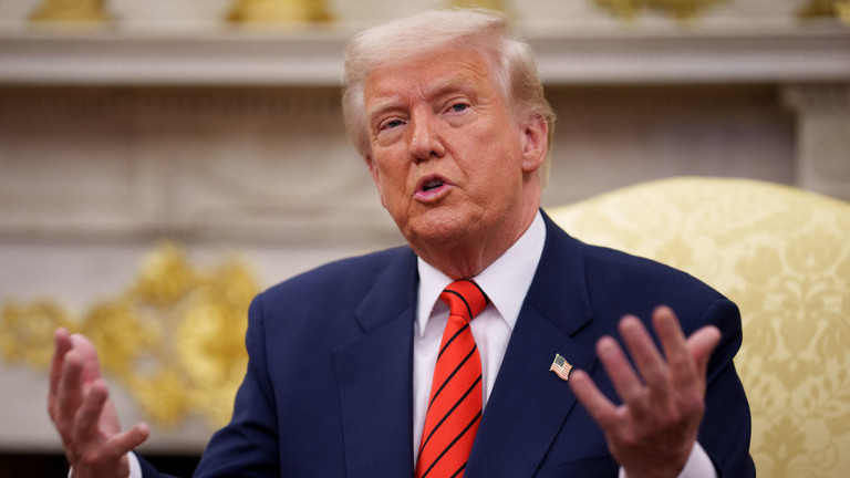 Trump tuyên bố Nga có 'đất đai rất giá trị'