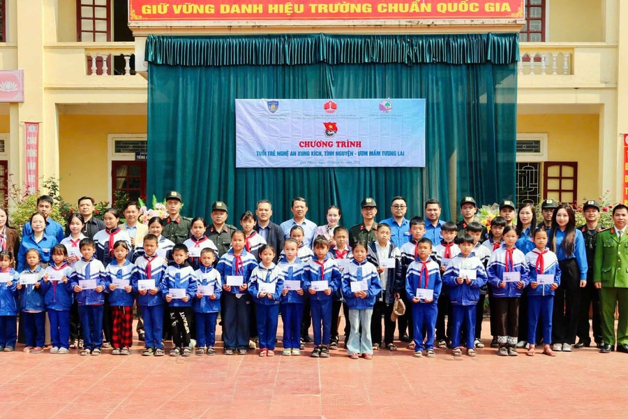 Tuổi trẻ Nghệ An triển khai nhiều hoạt động ý nghĩa tại huyện miền núi Quế Phong