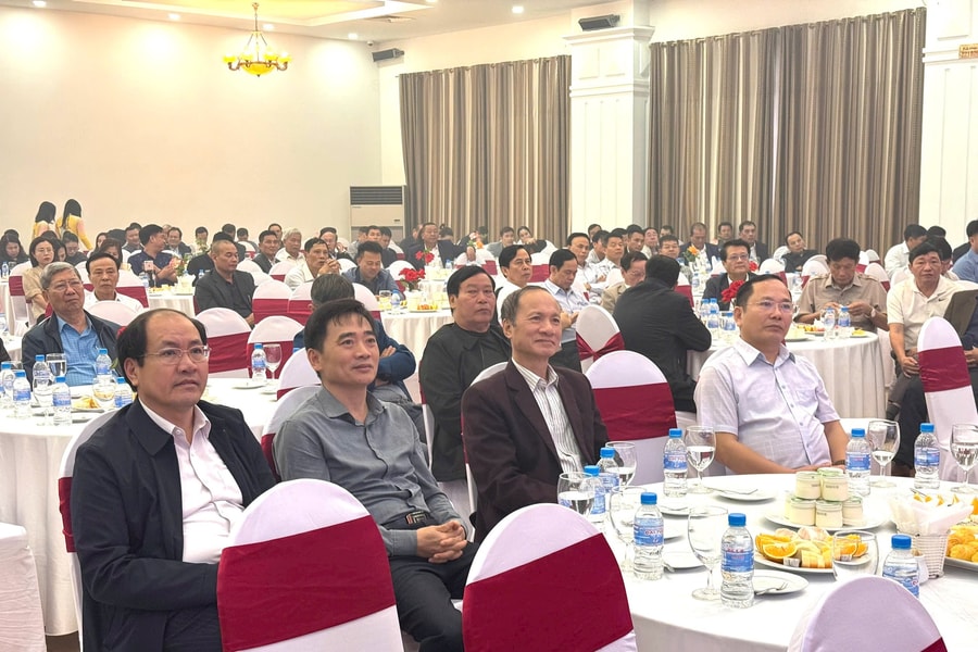 Thành phố Vinh gặp mặt gần 400 doanh nghiệp, hợp tác xã, hộ kinh doanh