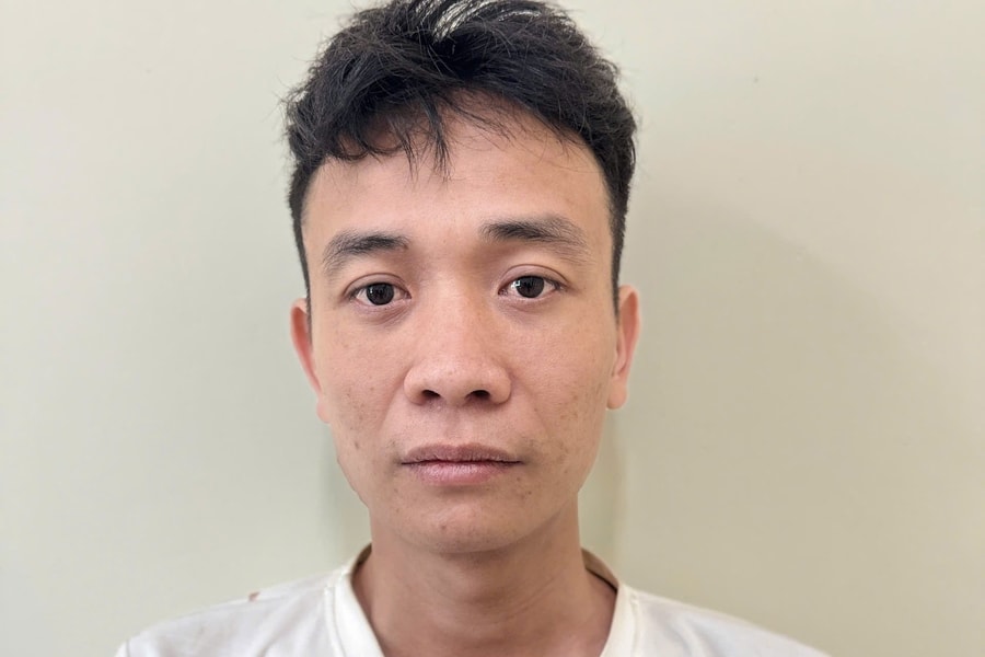 Công an xã bắt đối tượng mang 2 tiền án tàng trữ ma túy