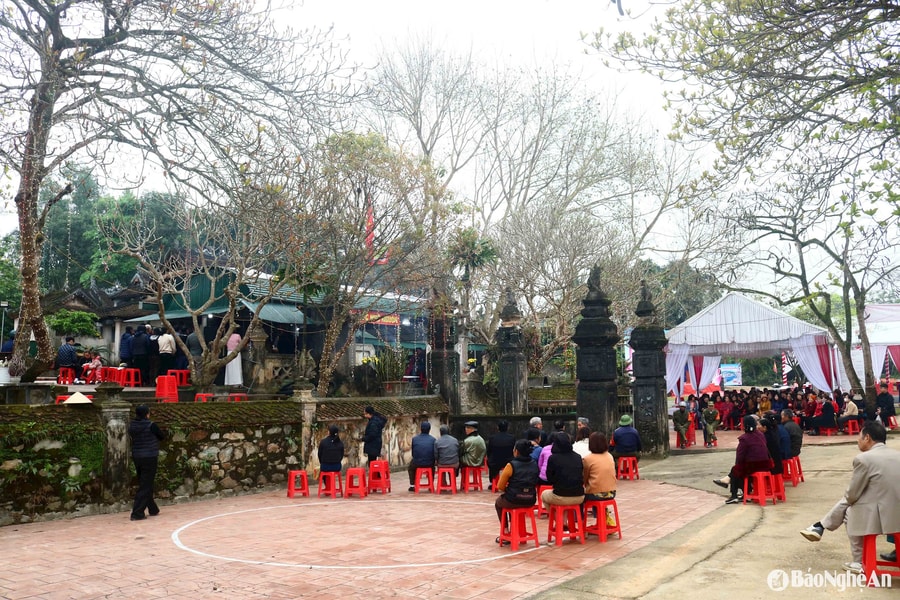 Đặc sắc lễ hội đền Bà Chúa bên bờ sông Lam