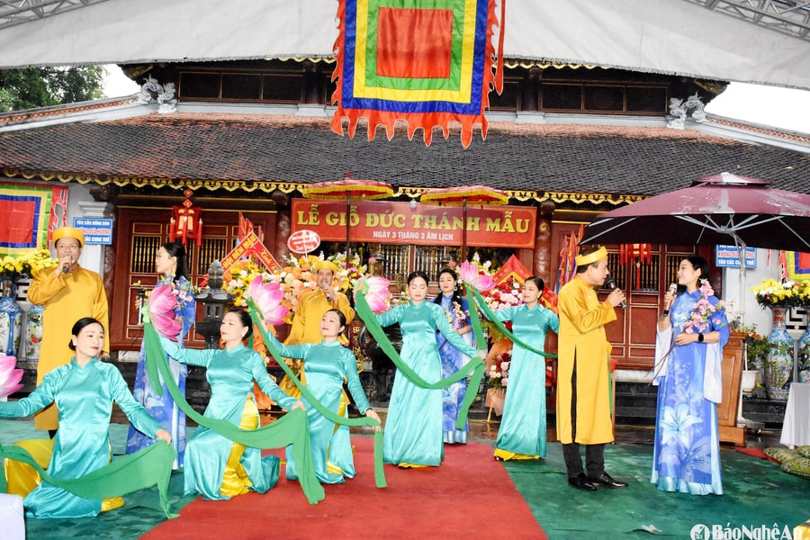 Trang trọng Lễ giỗ Đức Thánh Mẫu Liễu Hạnh