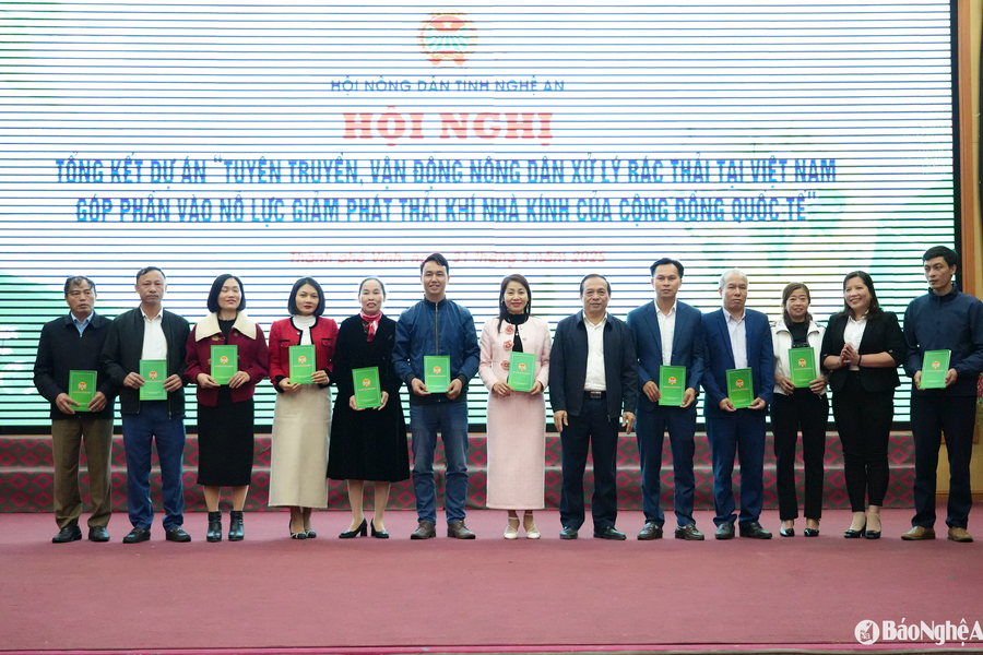 Nghệ An xây dựng hơn 10.000 mô hình xử lý rác thải
