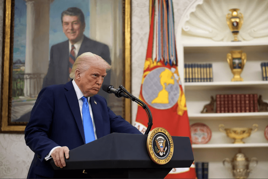 Tổng thống Trump đe dọa mức thuế thứ cấp với dầu của Nga