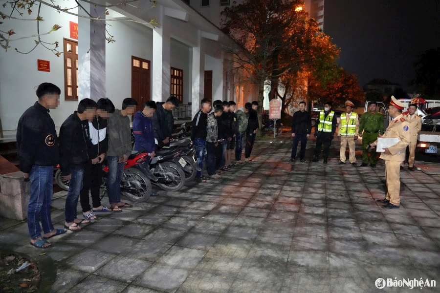 Kịp thời ngăn chặn nhóm hơn 50 thanh thiếu niên tụ tập đua xe trái phép