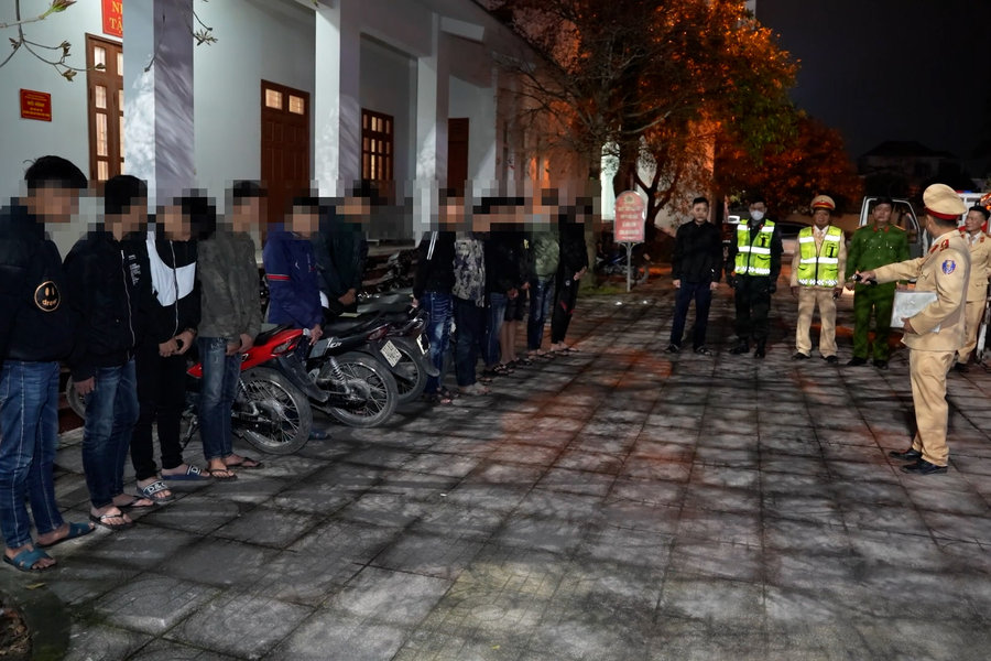 Nghệ An: Kịp thời ngăn chặn nhóm thanh niên tụ tập đua xe trái phép