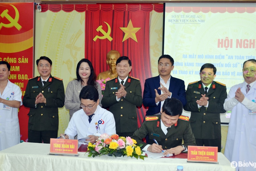 Ra mắt mô hình điểm ‘An toàn trên không gian mạng, vững vàng trong chuyển đổi số’ tại Bệnh viện Sản Nhi Nghệ An