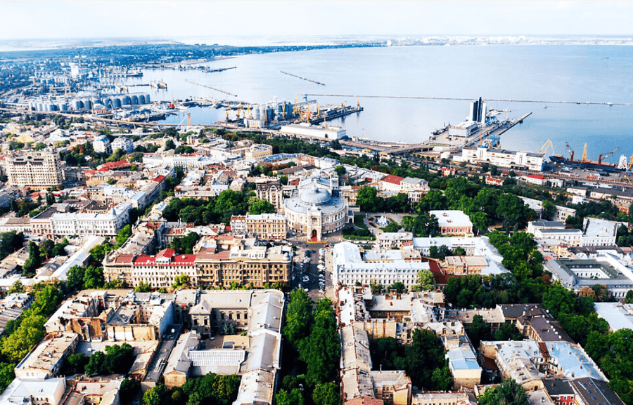 Quan chức Ba Lan đề nghị mua cảng ở Odessa