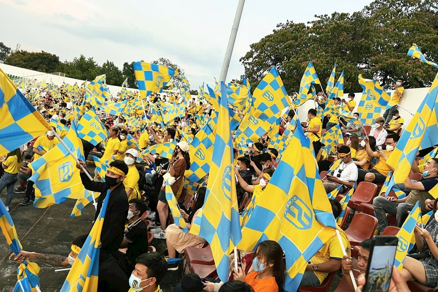 Hội Cổ động viên SLNA phía Nam tổ chức cổ vũ lớn nhất từ trước tới nay tại sân Thống Nhất
