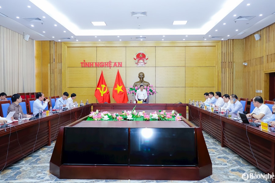 Ban Thường vụ Đảng ủy UBND tỉnh tổ chức hội nghị định kỳ tháng 4