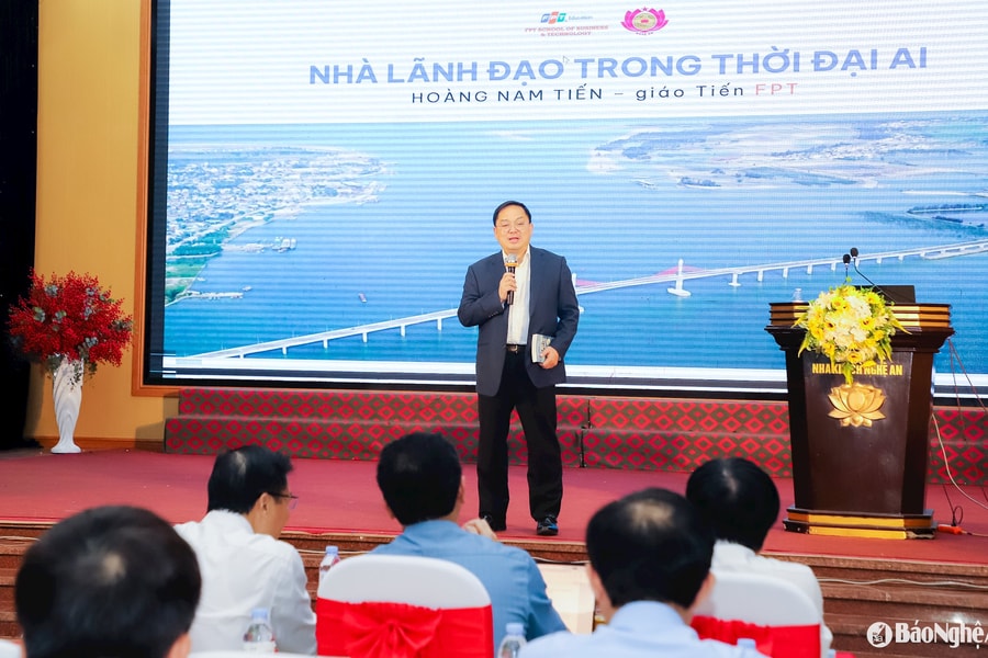 Đảng ủy UBND tỉnh tổ chức Hội nghị chuyên đề về chuyển đổi số và trí tuệ nhân tạo (AI)