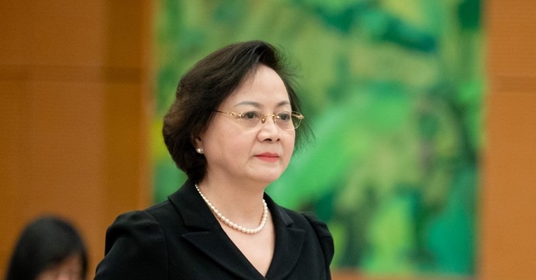 Bộ trưởng Bộ Nội vụ: Sẽ thêm chế độ với cán bộ không chuyên trách nghỉ việc