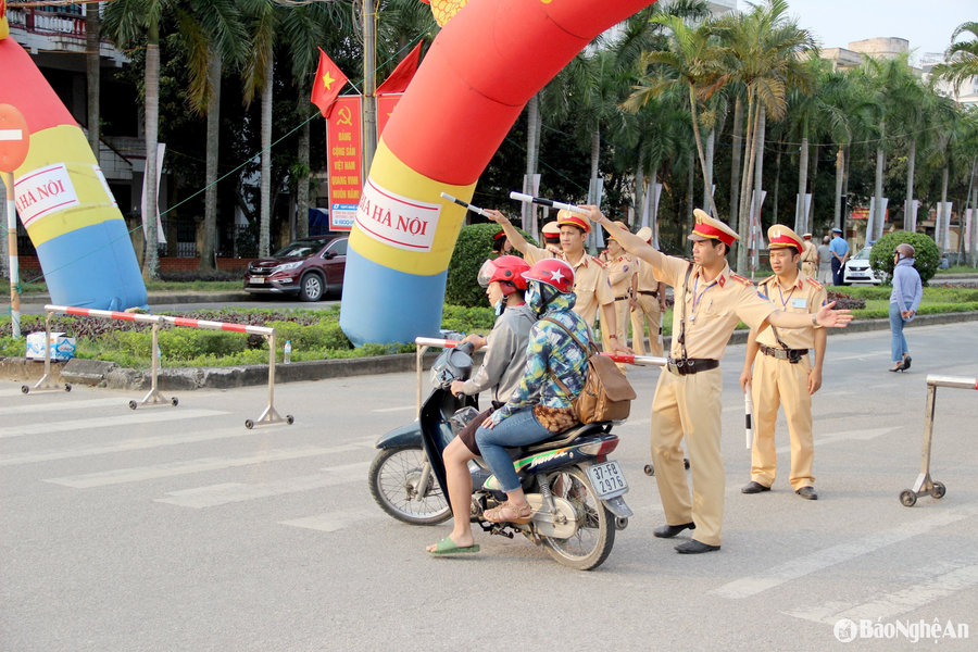 TP. Vinh cấm các loại phương tiện để phục vụ đêm Khai mạc Lễ hội Du lịch Cửa Lò