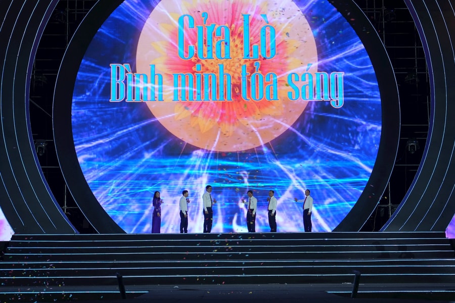 Khai mạc Lễ hội Du lịch biển Cửa Lò năm 2025