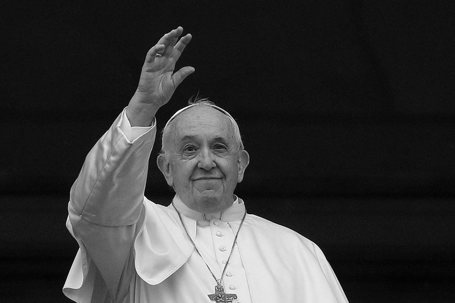 Thủ tướng gửi điện chia buồn về việc Giáo hoàng Francis qua đời