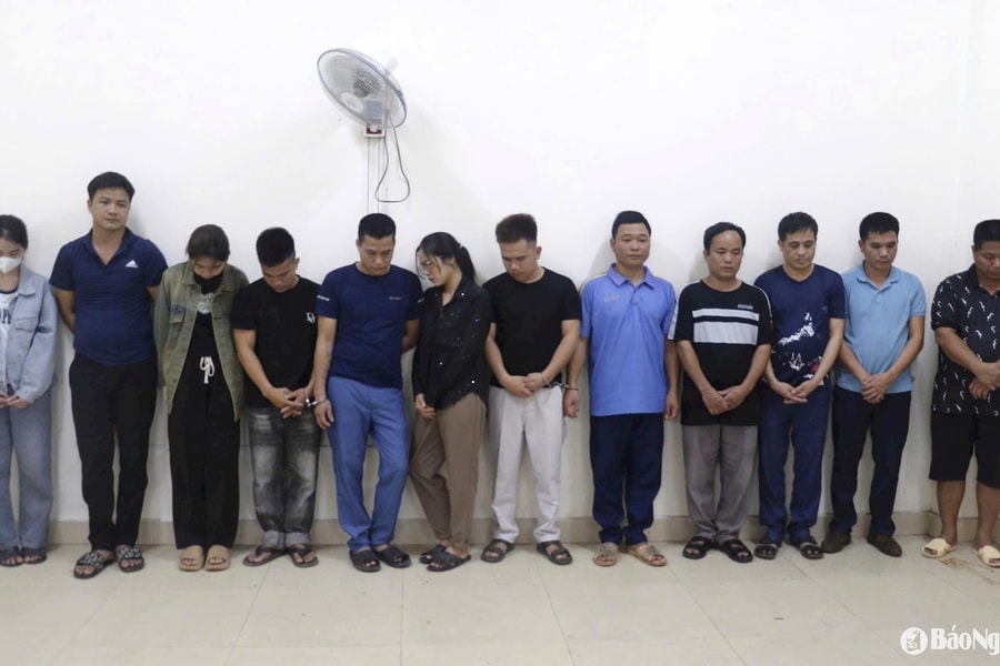 Công an Nghệ An triệt phá đường dây đánh bạc, rửa tiền xuyên quốc gia hơn 500 tỷ đồng