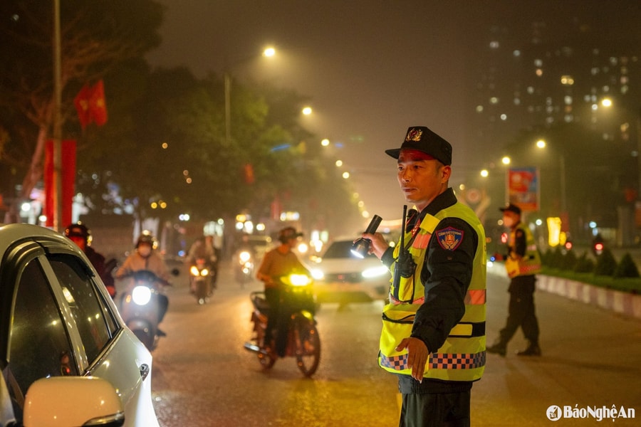 Tổ 373 Công an Nghệ An xử lý gần 700 thanh thiếu niên vi phạm giao thông