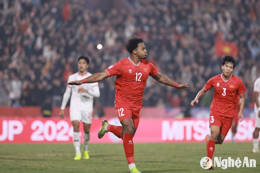 Xuân Son rơi khỏi tốp 15 cầu thủ đắt giá nhất Đông Nam Á; Hà Nội FC thâu tóm 3 giải thưởng tháng 4