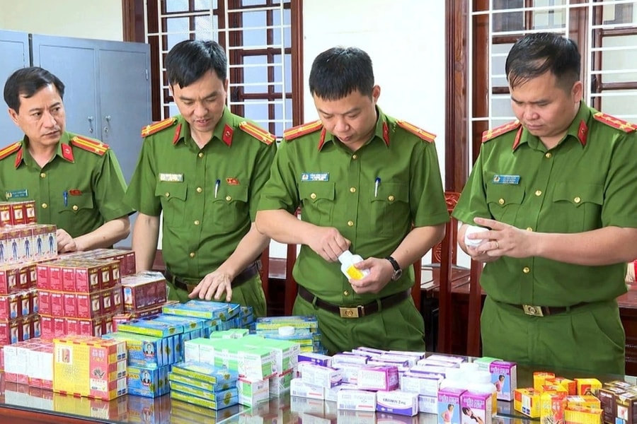 Thủ tướng yêu cầu xử lý nghiêm hoạt động sản xuất, buôn bán thuốc chữa bệnh giả, sữa giả, thực phẩm bảo vệ sức khoẻ giả