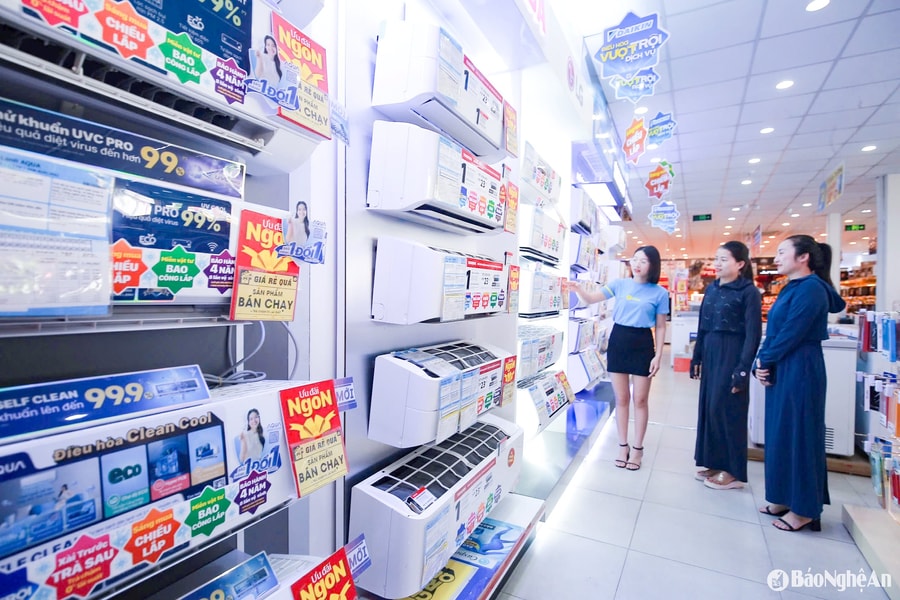 Thị trường thiết bị làm mát ở Nghệ An 'nóng' theo thời tiết