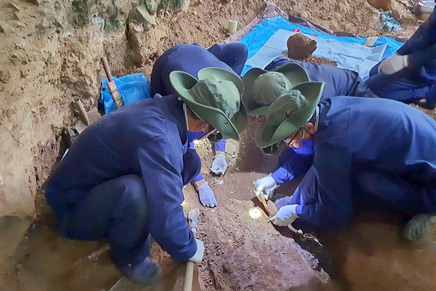 Giao nhiệm vụ tổ chức lễ truy điệu và an táng hài cốt liệt sĩ quân tình nguyện và chuyên gia Việt Nam hy sinh tại Lào