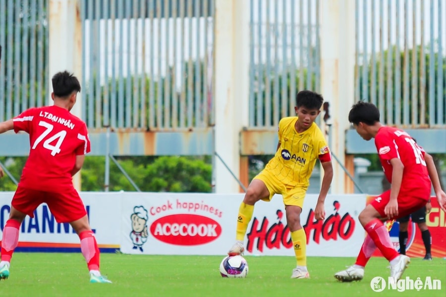 Hai cầu thủ U16 Sông Lam Nghệ An được triệu tập vào đội tuyển U16 Quốc gia